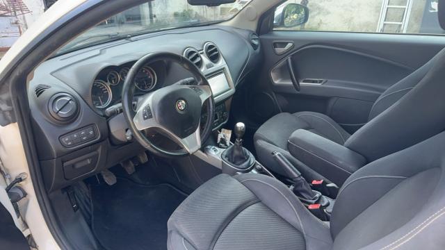 Alfa Romeo Mito image 5