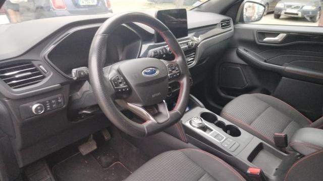 Ford Kuga image 7