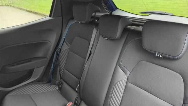 Renault Clio image 2