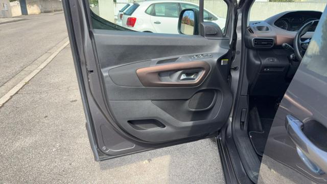 Peugeot Rifter image 6