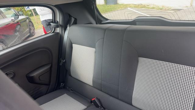 Renault Twingo image 2