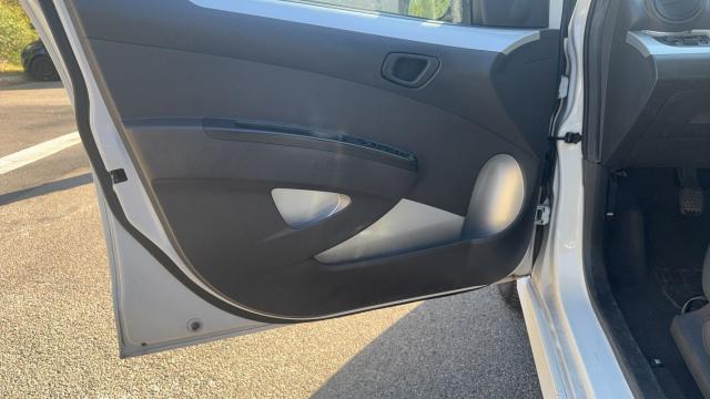 Chevrolet Spark image 3