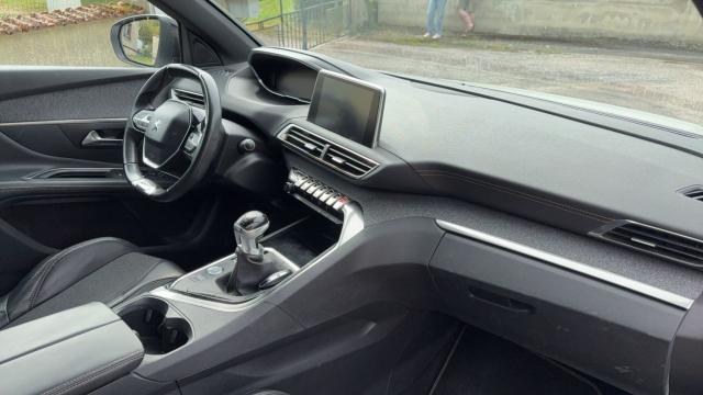 Peugeot 3008 image 7
