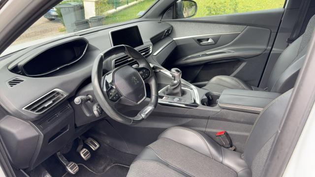 Peugeot 3008 image 8