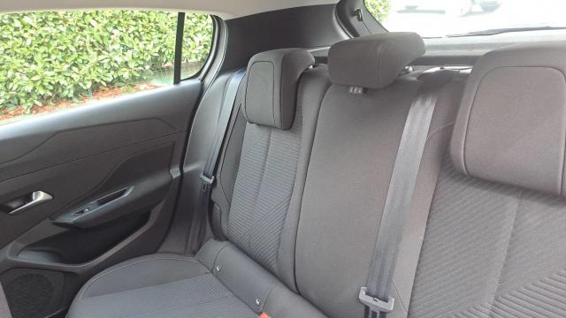 Peugeot 308 image 7