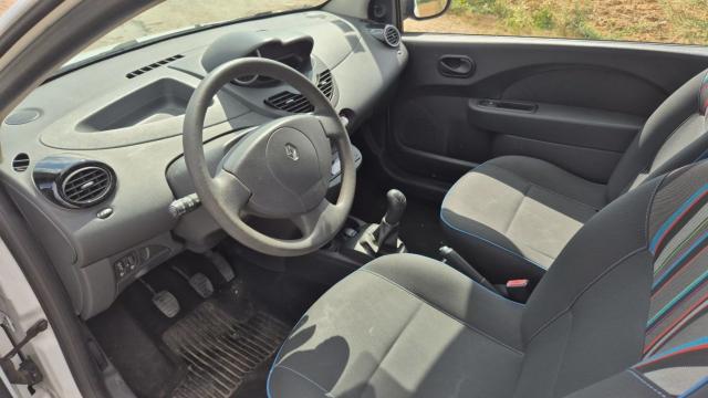 Renault Twingo image 2