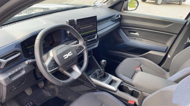 Dacia Duster image 2