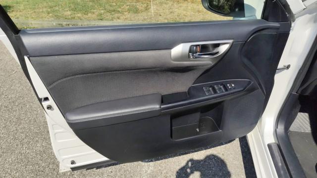 Lexus Ct 200h image 3