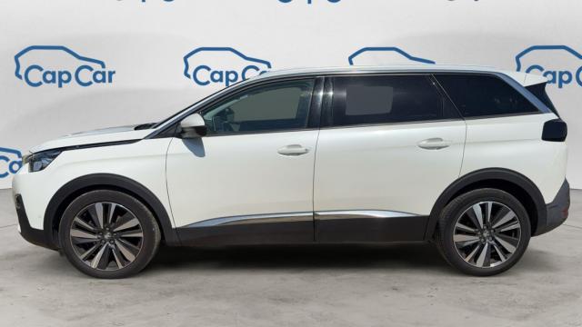 Peugeot 5008 image 2