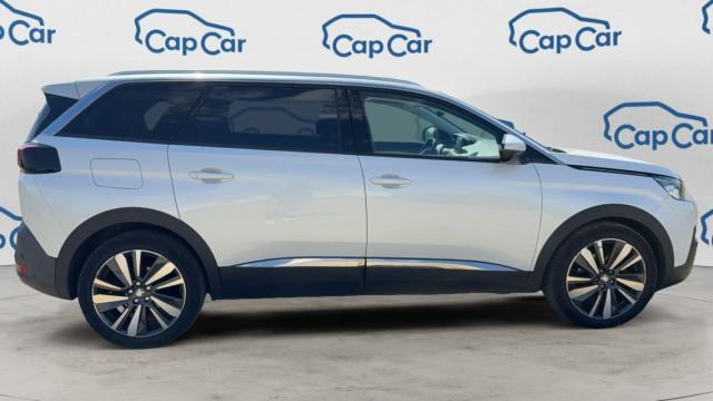 Peugeot 5008 image 9