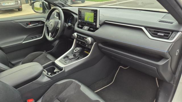 Toyota Rav4 image 3