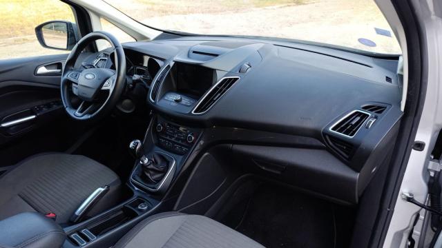 Ford C-Max image 6