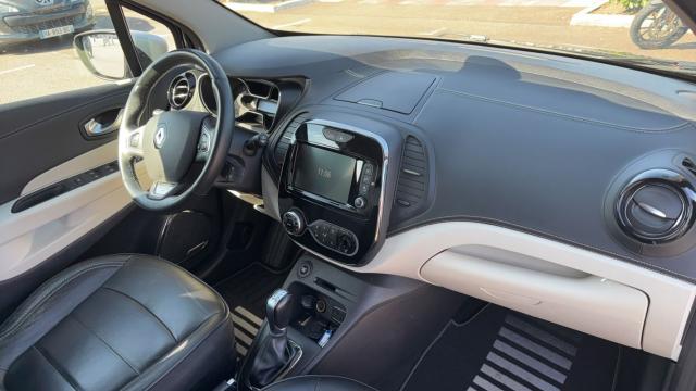 Renault Captur image 2