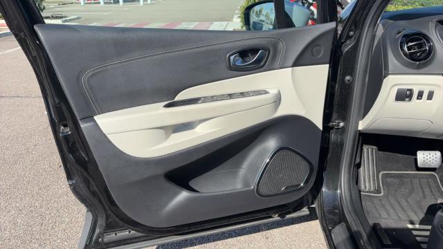Renault Captur image 1