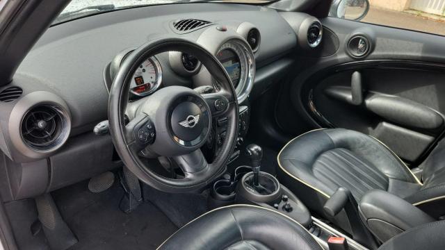 Mini Countryman image 2