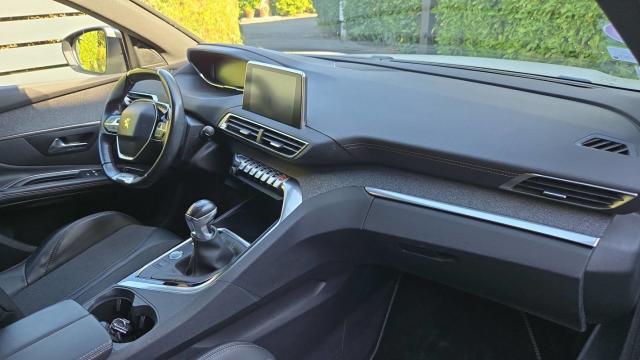 Peugeot 5008 image 6