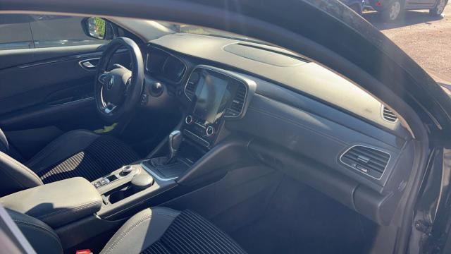 Renault Talisman Estate image 3