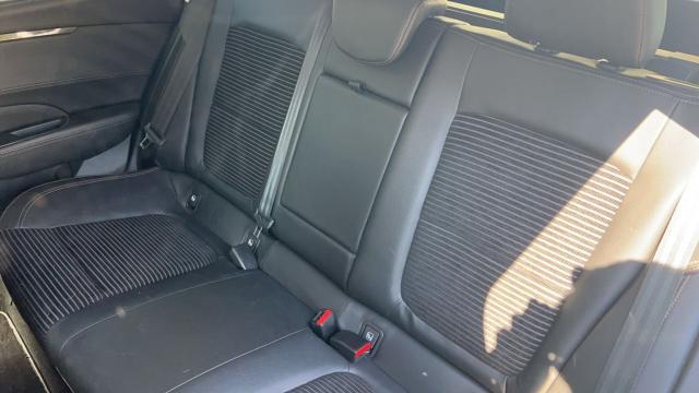 Renault Talisman Estate image 2
