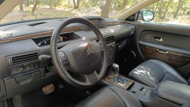 Citroen C6 image 8