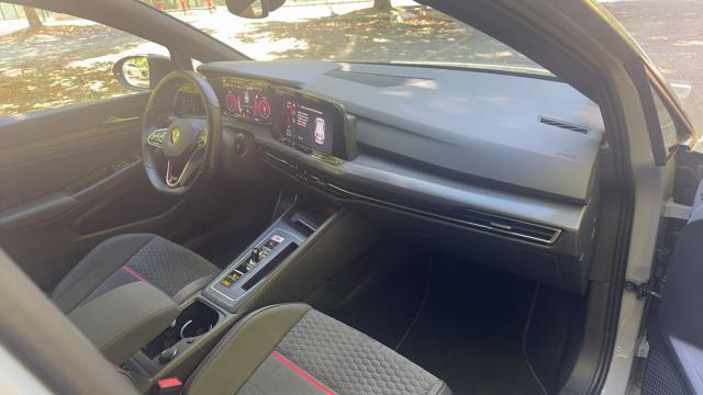 Volkswagen Golf image 4