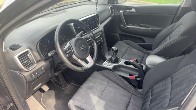 Kia Sportage image 9
