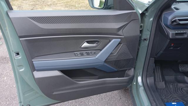 Dacia Duster image 7