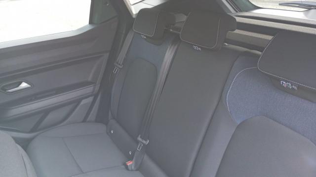 Dacia Duster image 4