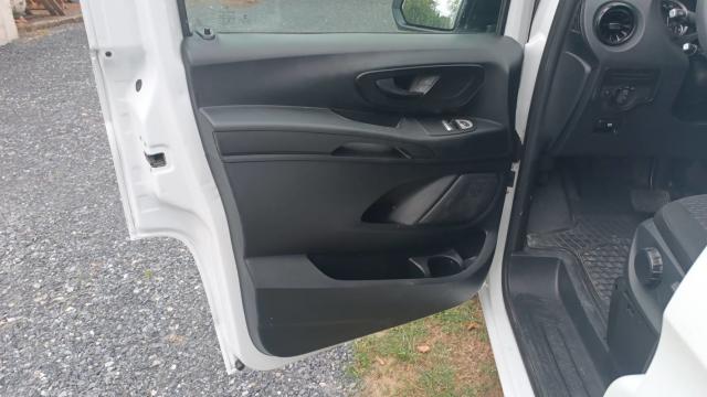 Mercedes Benz Vito image 8