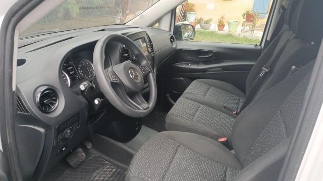Mercedes Benz Vito image 4