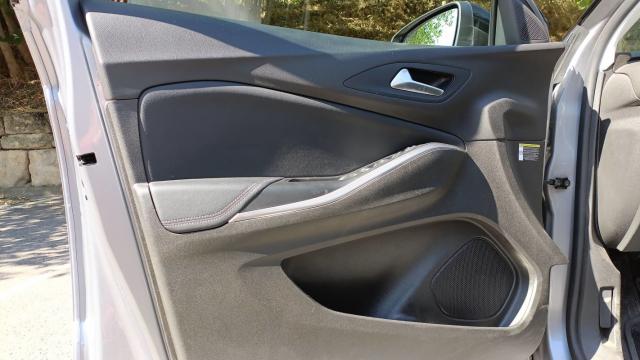 Opel Grandland image 2