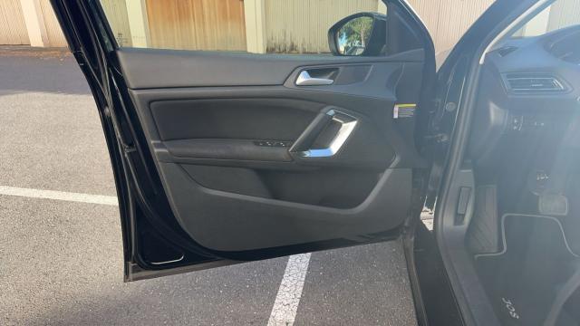 Peugeot 308 image 3