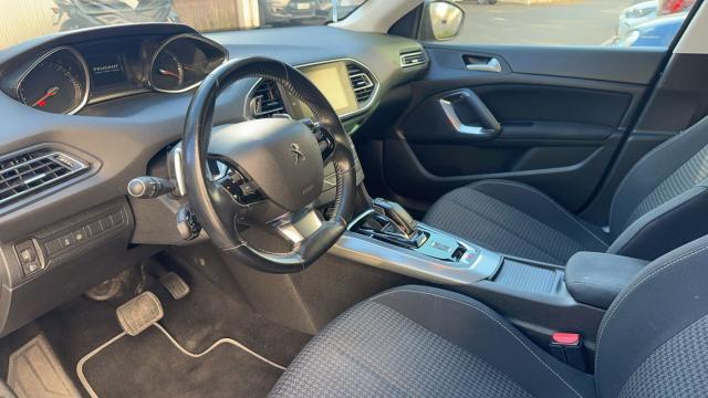 Peugeot 308 image 4