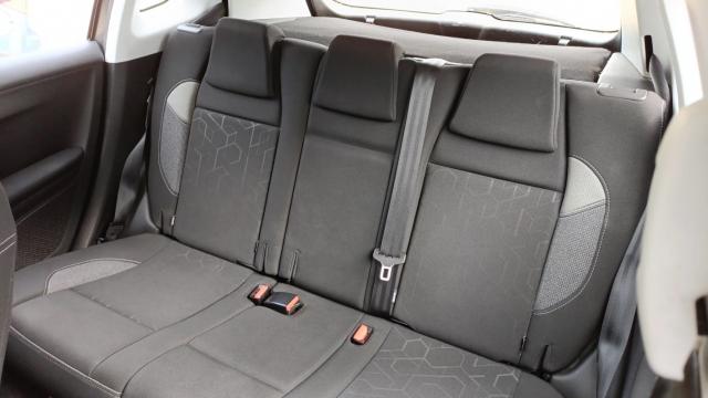 Peugeot 2008 image 8