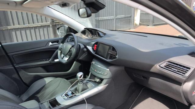 Peugeot 308 image 5