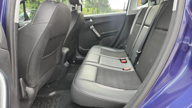 Peugeot 2008 image 3