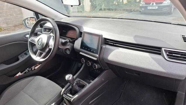 Renault Clio image 2