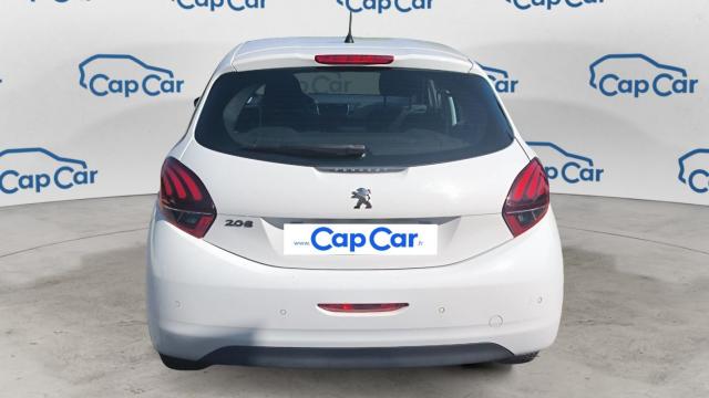 Peugeot 208 image 1