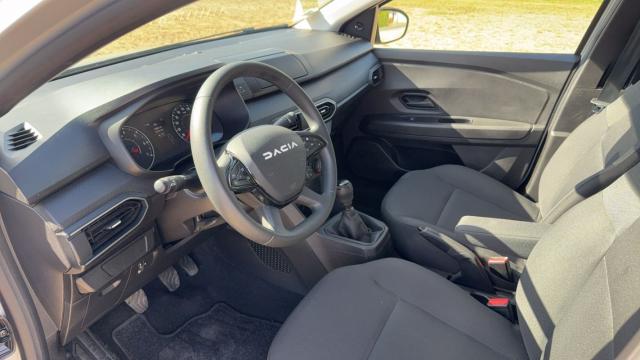Dacia Sandero image 8