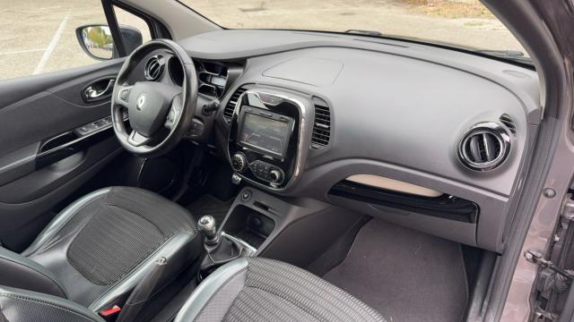 Renault Captur image 2