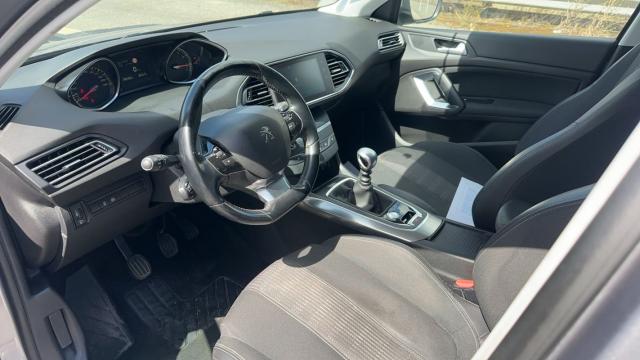 Peugeot 308 image 5