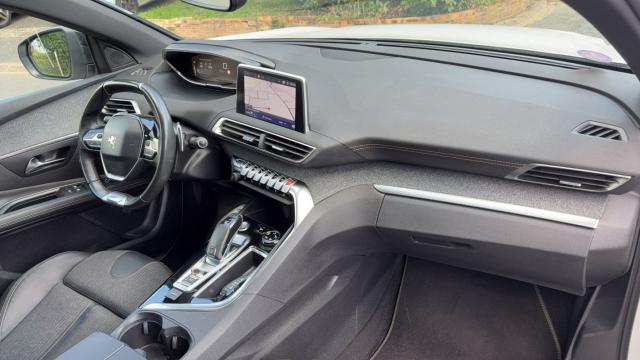 Peugeot 3008 image 3
