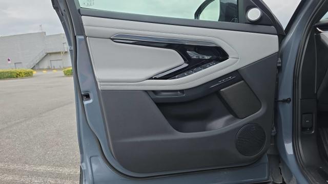 Land Rover Range Rover Evoque image 3