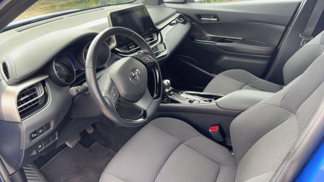 Toyota C-Hr image 1