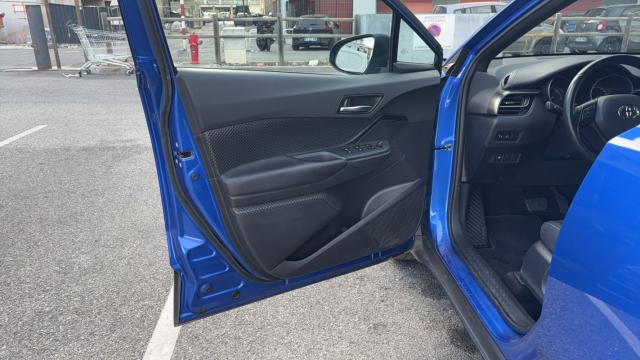 Toyota C-Hr image 7