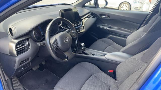 Toyota C-Hr image 3