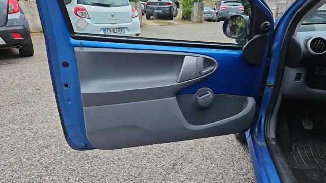Peugeot 107 image 8