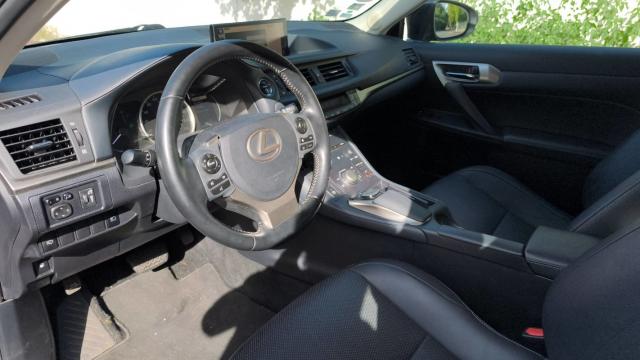 Lexus Ct 200h image 8