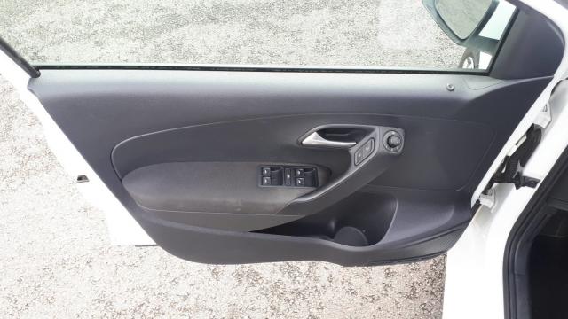 Volkswagen Polo image 9