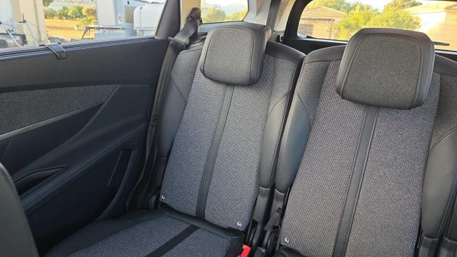 Peugeot 5008 image 5