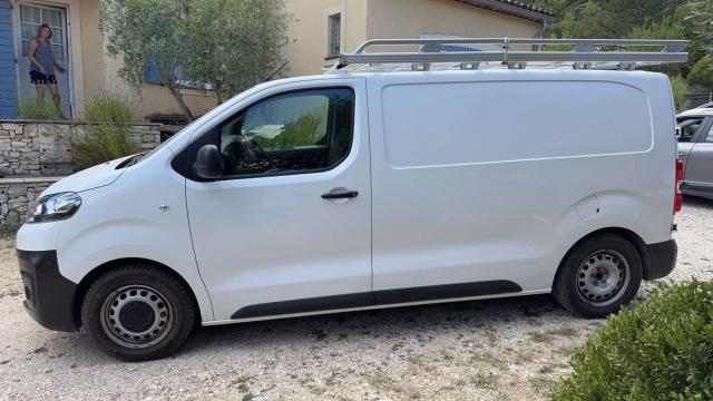 Citroen Jumpy image 1